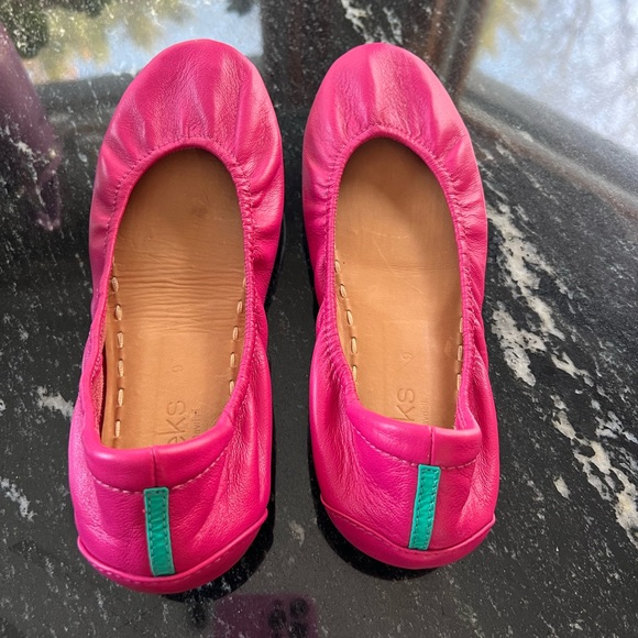Tieks by Gavrieli Fuchsia Leather Ballet Flats Size 9 - Picture 9 of 11